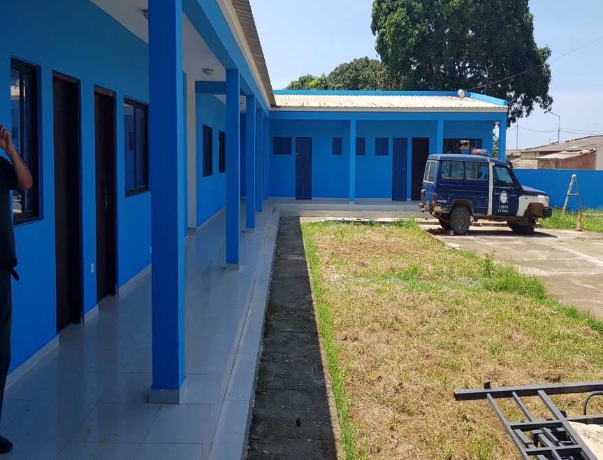 CONSTRUÇÃO DE UM POSTO PILICIAL NA BANGA